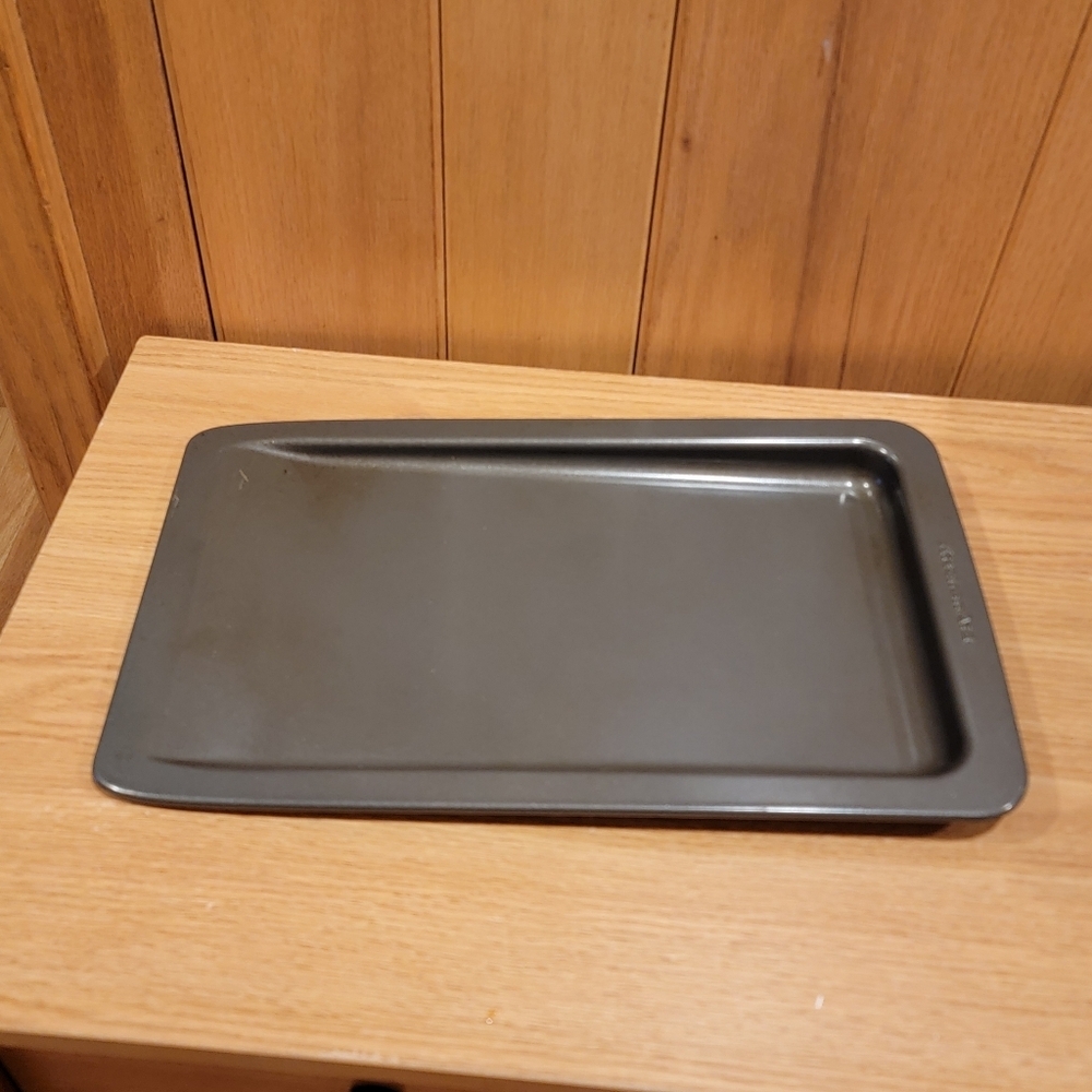 KitchenAid 15” X 9” Cookie Baking Sheet Slider Pan Dark Metal Drip Pan Slanted